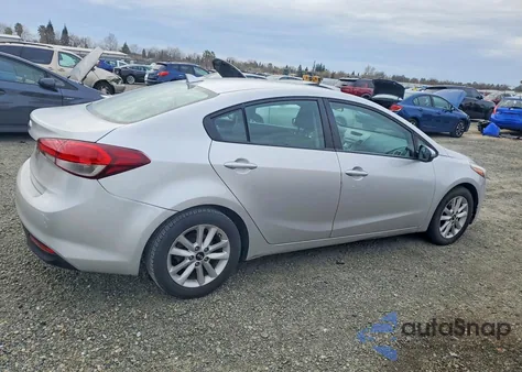 2017 Kia Forte Lx из США, поврежденный, VIN 3KPFL4A72HE056030